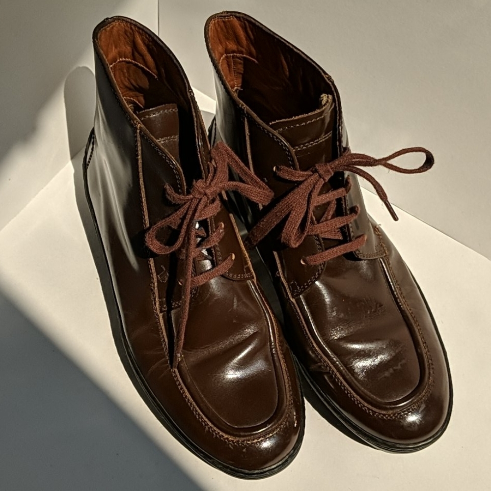 Tod's brown leather ankle boots